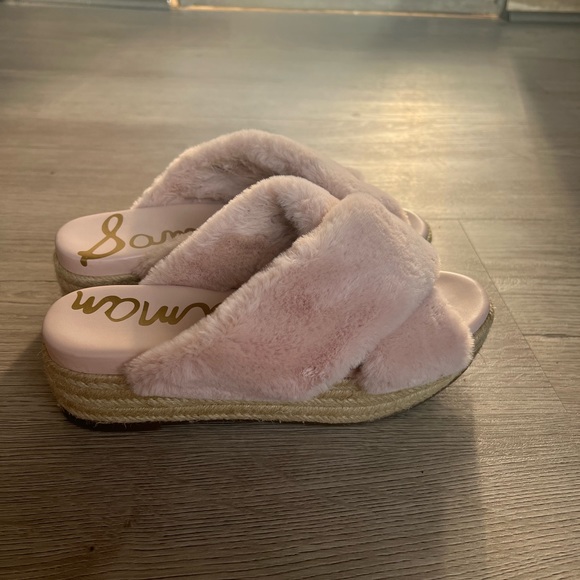 ✨SAM EDELMAN PINK SOFT FUZZY PLATFORM SANDALS - Picture 2 of 4